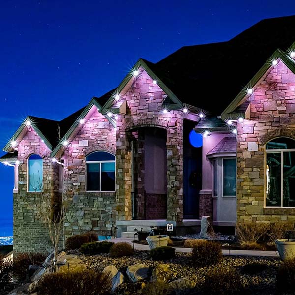 Decorative lights on a house, PROFESSIONAL TRIMLIGHT INSTALLATION SERVICE